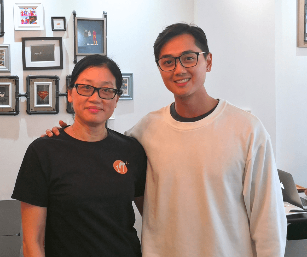Hong Kong actor and singer Fred Cheng visiting 17˚C Bubble Tea & Dessert Café